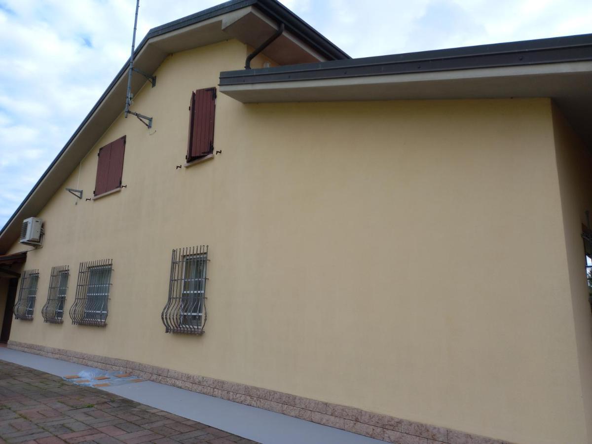 Ferienwohnung 4 Giugno Ferrara Exterior foto